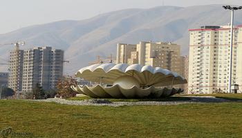 تاثیر دریاچه‌ چیتگر بر بازار مسکن در منطقه 22 تهران